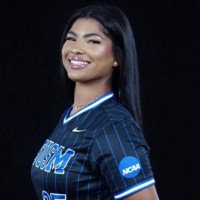 Kayla Mack