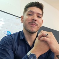 Angel Flores
