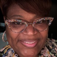 Yvette Robinson