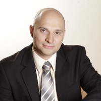Henry Esquivel