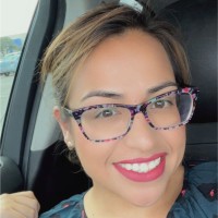 Roxanne Farias