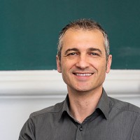 Bernd Mayer