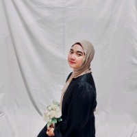Putri Adelia