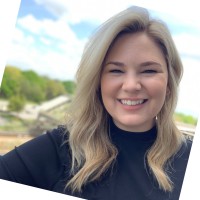 Jenna Huggins, Cpa