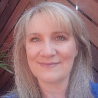 Linda Wright