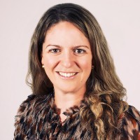 Sian Canavan, Cfa