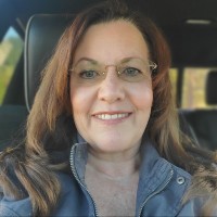 Marianne Wolf, Mba