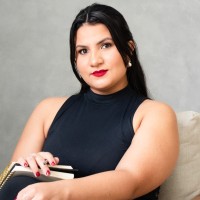 LARISSA ALCÂNTARA