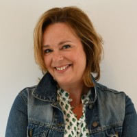 Julia Lowther