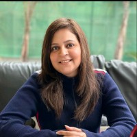 Dr Hina Razzak
