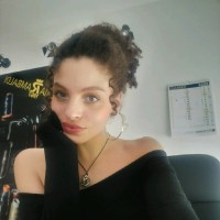 Rania Azzez