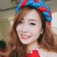Rose Le