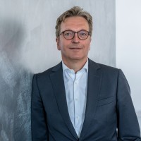 Dr. Nicolas Maier Scheubeck