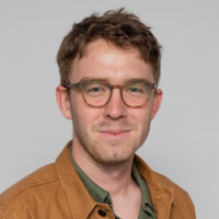 Ian D.