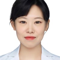 Xinrui Zeng