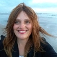 Simone Van Hooff