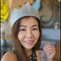 Gillian Lau