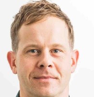 Henrik Lindroth