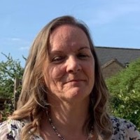 Lesley Linnell