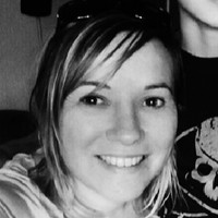 Emmanuelle Buet