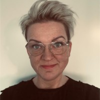 Linda Larsen