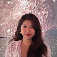 Lucia Hua