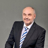 Ulrich Schoen