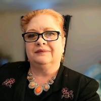 Suzanne Smith