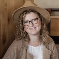 Kate Carlton