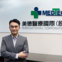 Steven Lee