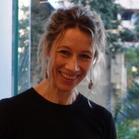 Angela Hellen