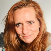 Miriam Zoons