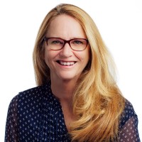 Julie Preston, Pmp
