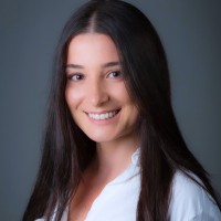 Linda Sinishta, Mba