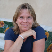 Anita Genet