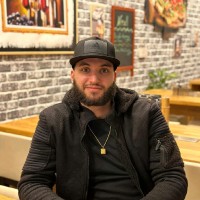 Younes Utz
