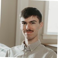 Steven Lowe