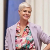 Stephanie Gasser 👡