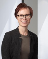 Lisa Burrell, Mba
