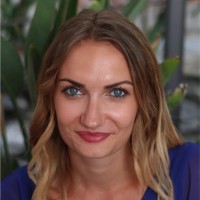 Emmanuelle Lucy