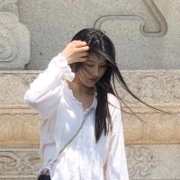 Winnie Zhong