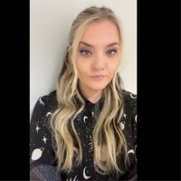Laura Simons