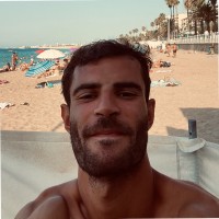 Yanis M.
