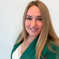 Masha Andriushyna-Oliveira