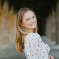 Claire Lominick
