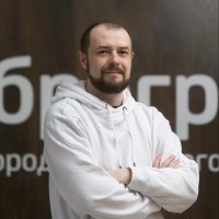 Дмитрий Комиссаров
