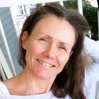 Louise Harris