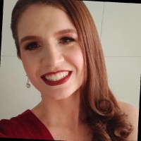 Elisiane Carnelos