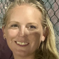Lesley Mead