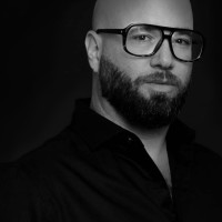 RICHARD BENOIT